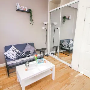 Flat Near Liverpool St & Shoreditch London. Appartement Londres